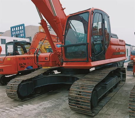Excavadora japonesa de segunda mano Doosan DX300LC con motor DE08TIS