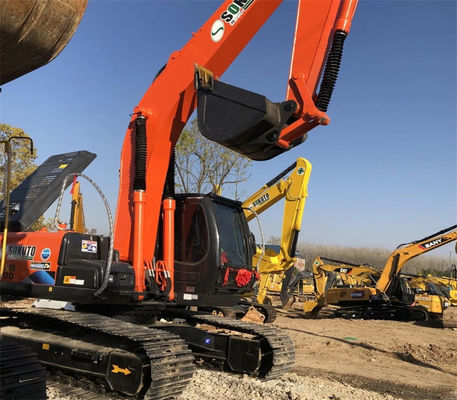En buen estado de segunda mano 19400KG Orange Hitachi Excavator Zx200 con motor ISUZU AA-6BGIT