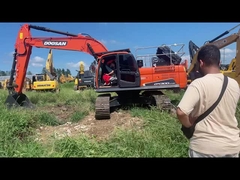 Excavadora original de importación coreana Doosan DX300LC, peso de operación de 30 toneladas, 0.64-1.75m3 cubo, 151k